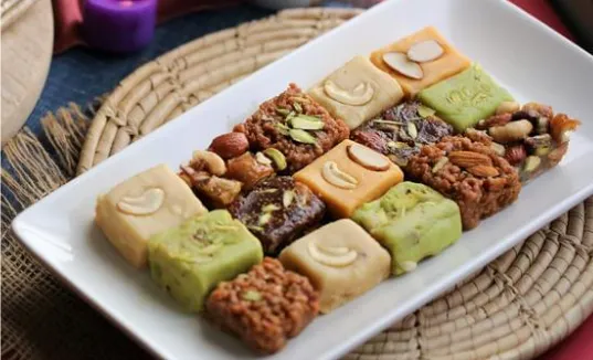 India Palace Restaurant & Sweets signature dishes - Authentic Indian cuisine in Calgary